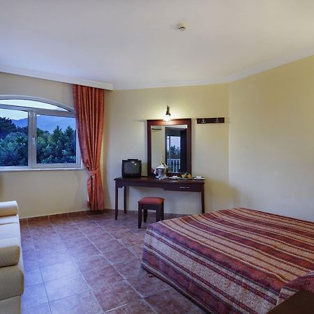 Larissa Sultan Beach Çamyuva Buitenkant foto