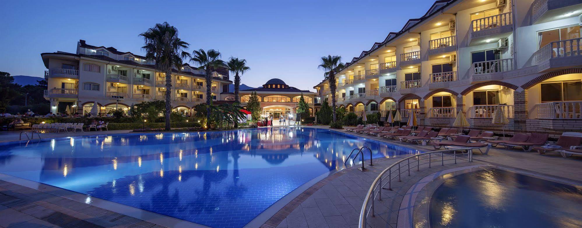 Larissa Sultan Beach Çamyuva Buitenkant foto